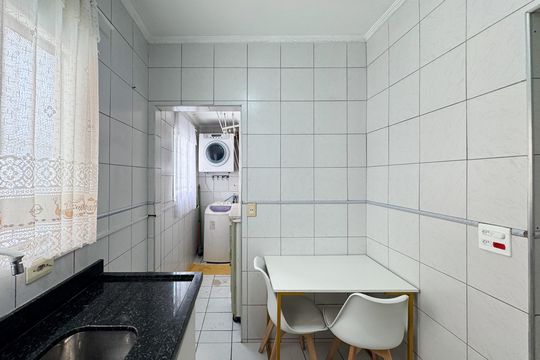 Cozinha de apartamento para alugar com 2 quartos, 58m² em Santa Terezinha, São Bernardo do Campo