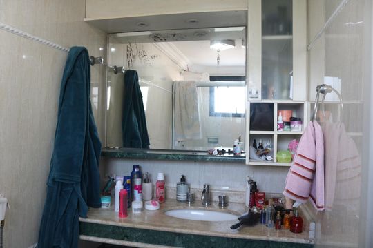 Banheiro 1 de apartamento à venda com 3 quartos, 75m² em Lapa, São Paulo