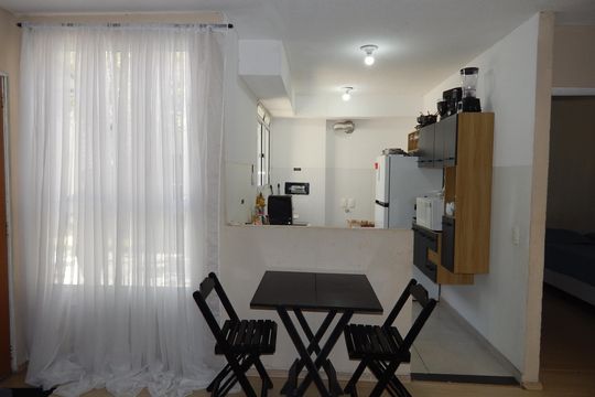 Cozinha de apartamento para alugar com 2 quartos, 43m² em Santa Cruz, Rio de Janeiro