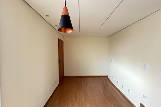 Apartamento à venda com 2 quartos, 45m² em Chácara Cotia, Contagem