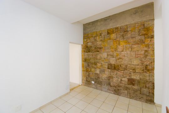 Sala de casa para alugar com 2 quartos, 65m² em Cabuçu, Guarulhos