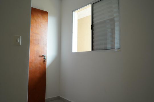 Quarto 1 de apartamento à venda com 2 quartos, 25m² em Vila Granada, São Paulo