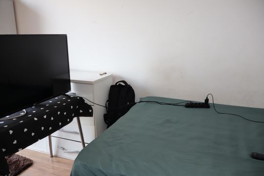 Quarto de apartamento para alugar com 1 quarto, 2500m² em Vila Tolstoi, São Paulo