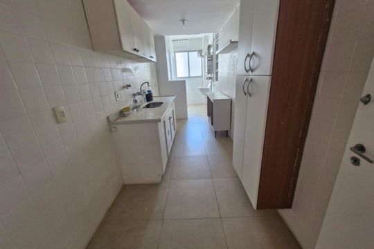 Cozinha de apartamento para alugar com 3 quartos, 100m² em Ipanema, Rio de Janeiro