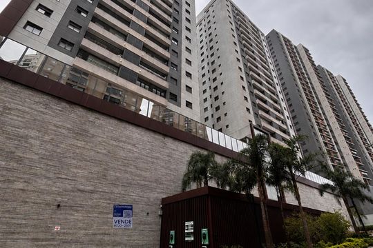 Fachada de apartamento à venda com 3 quartos, 88m² em Alphaville, Barueri