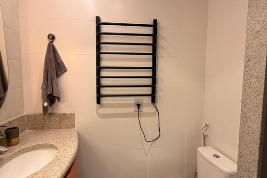 Banheiro de kitnet/studio para alugar com 1 quarto, 21m² em Santa Paula, São Caetano do Sul