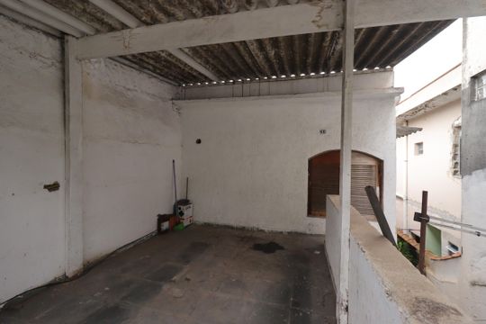 Garagem de casa à venda com 4 quartos, 180m² em Jardim Alzira Franco, Santo André