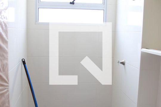 Banheiro de apartamento à venda com 2 quartos, 49m² em Jardim Novo Mundo, Goiânia