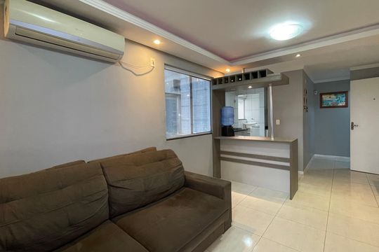 Sala de apartamento para alugar com 2 quartos, 88m² em Passa Vinte, Palhoça