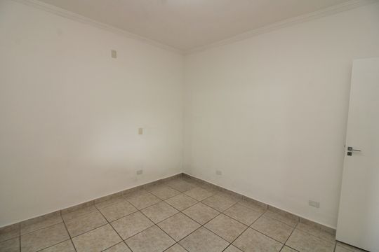 Quarto de casa para alugar com 1 quarto, 70m² em Vila Londrina, São Paulo