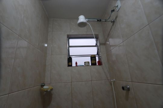 Banheiro - Casa 2 de casa à venda com 5 quartos, 148m² em Parque Santa Madalena, São Paulo
