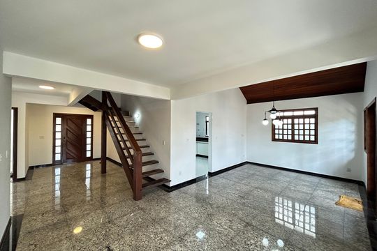 Casa de Condomínio para alugar com 4 quartos, 235m² em Paquetá, Belo Horizonte