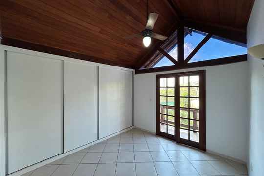 Casa de Condomínio para alugar com 4 quartos, 235m² em Paquetá, Belo Horizonte