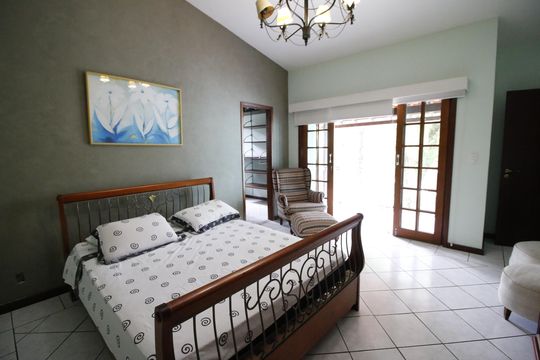 Suíte 4 de casa de condomínio à venda com 4 quartos, 700m² em Taquara, Rio de Janeiro