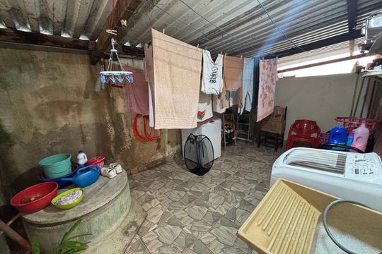 Área de serviço de casa à venda com 5 quartos, 98m² em Roncon, Ribeirão Pires