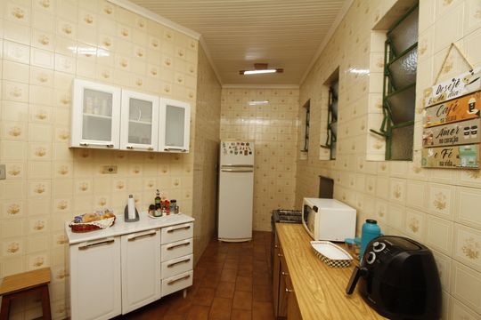 Cozinha de casa à venda com 3 quartos, 480m² em Olaria, Nova Lima