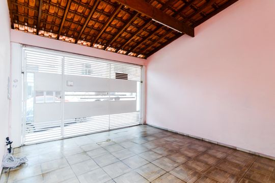 Garegem  de casa para alugar com 2 quartos, 140m² em Jardim Adriana, Guarulhos