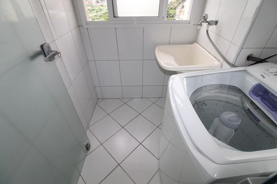 Área de Serviço de apartamento para alugar com 2 quartos, 46m² em Jardim Satélite, São José dos Campos