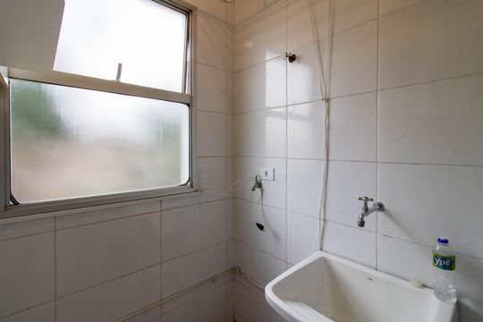 Area de Serviço de apartamento para alugar com 2 quartos, 52m² em Jardim Cocaia, Guarulhos