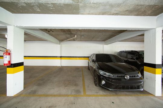 GARAGEM de apartamento à venda com 3 quartos, 120m² em Buritis, Belo Horizonte