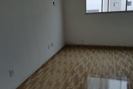 Sala de apartamento para alugar com 2 quartos, 39m² em Jardim Boa Vista (Zona Oeste), Osasco