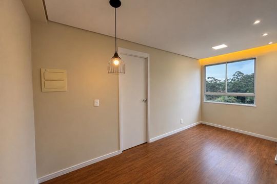 Sala de apartamento para alugar com 1 quarto, 30m² em Chacara Santa Lucia, Carapicuíba