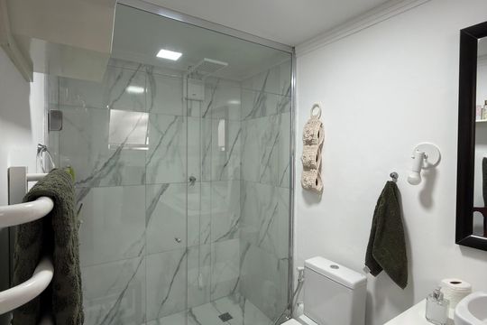 Quarto 1 - Suíte Banheiro de casa à venda com 4 quartos, 175m² em Nova Petrópolis, São Bernardo do Campo