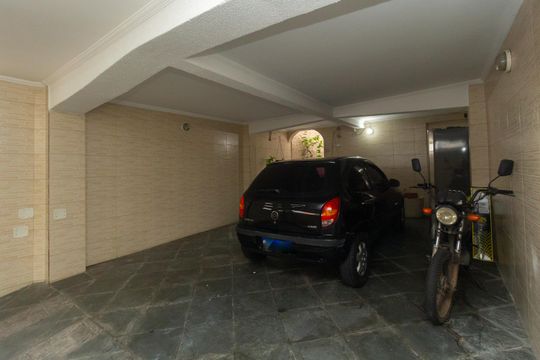 Garagem de casa à venda com 4 quartos, 290m² em Vila Jacuí, São Paulo