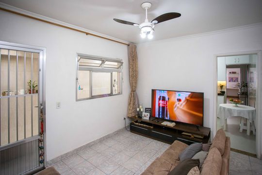 Casa à venda com 4 quartos, 210m² em Centro, Diadema