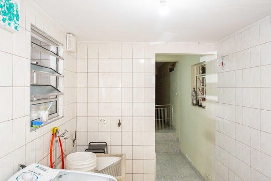 Área de Serviço de casa à venda com 4 quartos, 210m² em Centro, Diadema