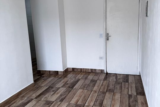 Sala de apartamento para alugar com 2 quartos, 49m² em Jardim Nova Cidade, Guarulhos