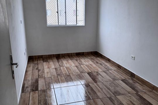 Apartamento para alugar com 2 quartos, 49m² em Jardim Nova Cidade, Guarulhos