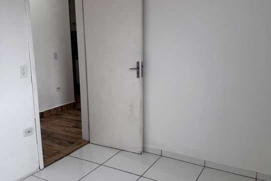 Apartamento para alugar com 2 quartos, 49m² em Jardim Nova Cidade, Guarulhos