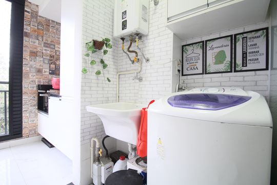 Área de Serviço de apartamento à venda com 2 quartos, 64m² em Chácara Agrindus, Taboão da Serra