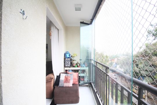Varanda de apartamento à venda com 2 quartos, 64m² em Chácara Agrindus, Taboão da Serra