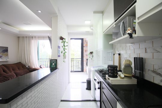 Cozinha de apartamento à venda com 2 quartos, 64m² em Chácara Agrindus, Taboão da Serra