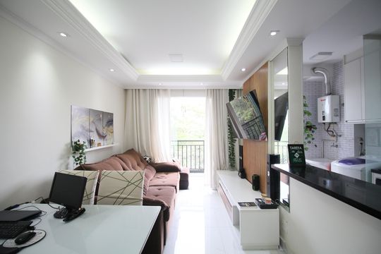Apartamento à venda com 2 quartos, 64m² em Chácara Agrindus, Taboão da Serra