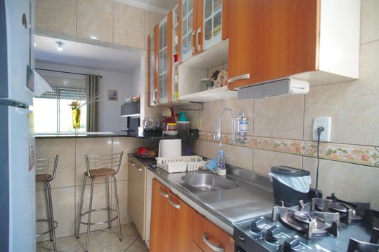 Cozinha de apartamento à venda com 2 quartos, 57m² em Vicentina, São Leopoldo
