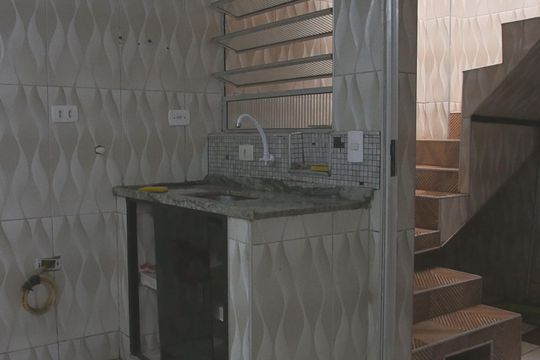 Cozinha de casa à venda com 2 quartos, 41m² em Chácara Cocaia, São Paulo
