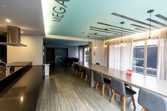 Área comum de kitnet/studio para alugar com 1 quarto, 25m² em Pompeia, São Paulo