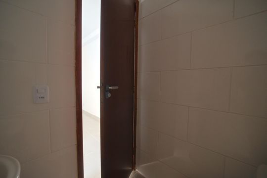 Banheiro de apartamento à venda com 2 quartos, 38m² em Vila Santa Teresa, São Paulo