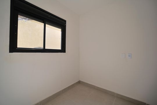 Quarto 1 de apartamento à venda com 2 quartos, 38m² em Vila Santa Teresa, São Paulo