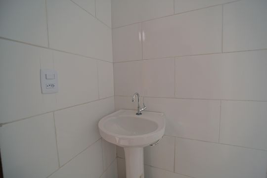 Banheiro de apartamento à venda com 2 quartos, 38m² em Vila Santa Teresa, São Paulo