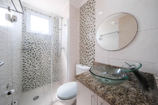 Banheiro de apartamento à venda com 2 quartos, 45m² em Jardim Sao Francisco (zona Leste), São Paulo