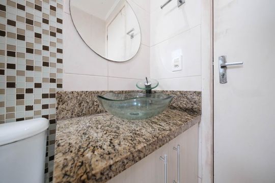 Banheiro de apartamento à venda com 2 quartos, 45m² em Jardim Sao Francisco (zona Leste), São Paulo