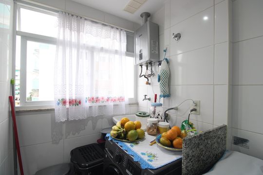 Área de serviço de apartamento à venda com 3 quartos, 77m² em Anil, Rio de Janeiro