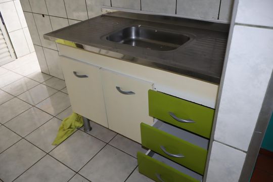 Cozinha de apartamento para alugar com 2 quartos, 5m² em Cidade Satelite Santa Barbara, São Paulo