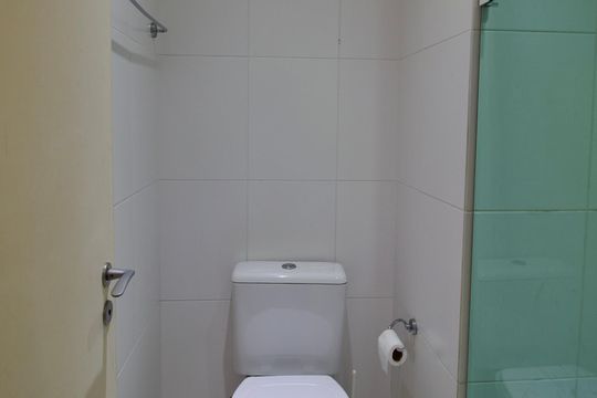 Banheiro de apartamento para alugar com 1 quarto, 46m² em Bigorrilho, Curitiba