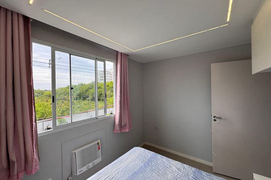 Quarto 1 de apartamento para alugar com 2 quartos, 43m² em Recreio dos Bandeirantes, Rio de Janeiro