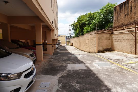 Garagem de apartamento para alugar com 3 quartos, 60m² em Centro, Americana